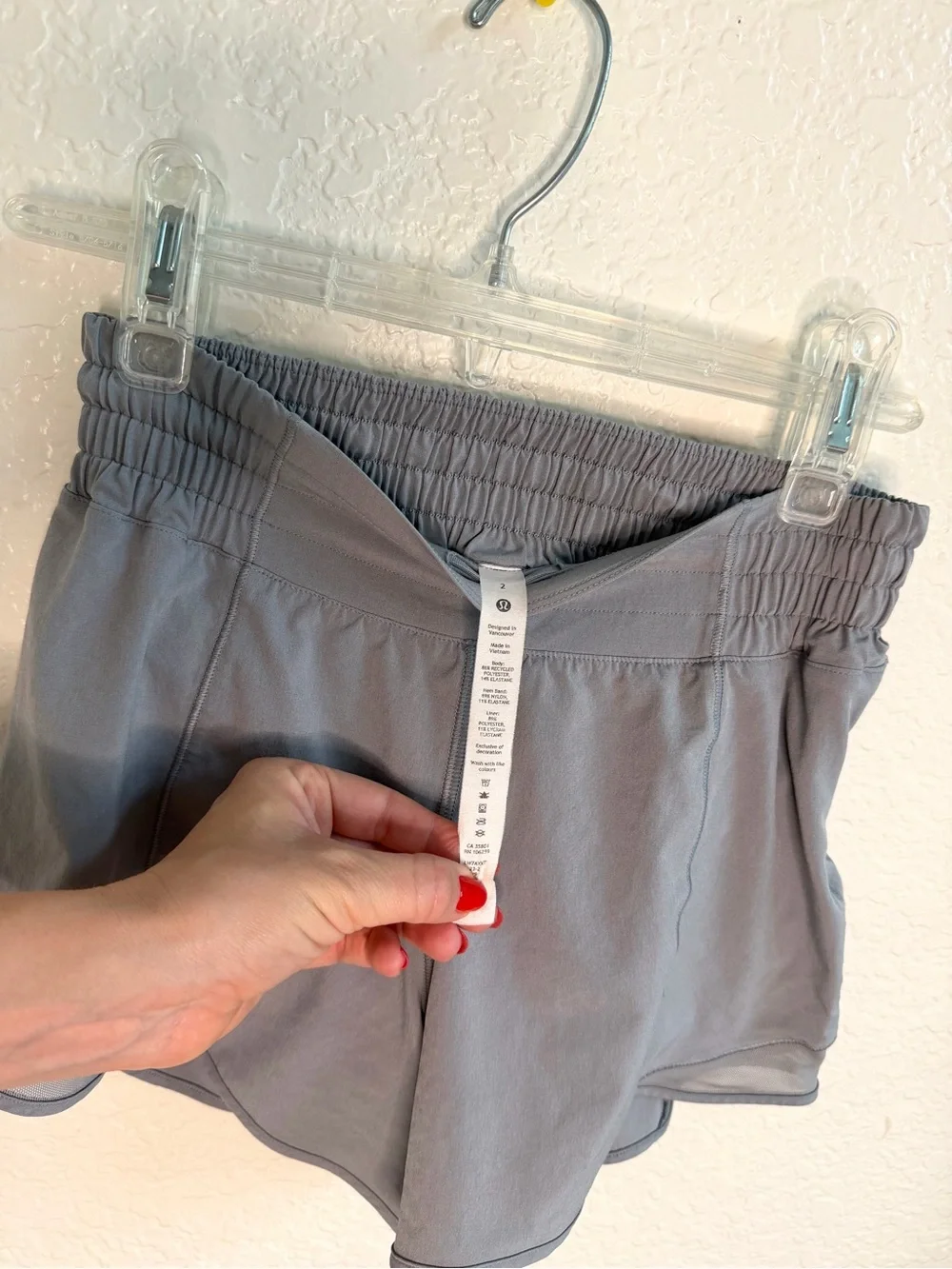 Lululemon Hotty Hot Gray High Rise Lined Shorts Size 2